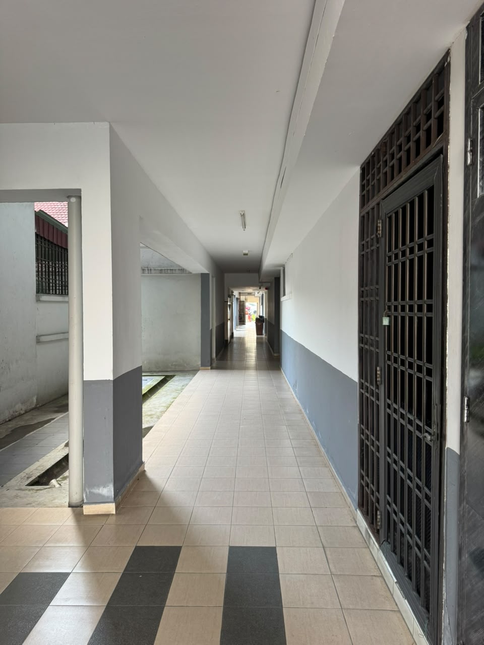 Nusa Perdana Service Apartment,Full Loan,Gelang Patah,Ground Floor image