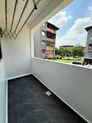 Taman Rinting Low Cost Flat,Geharu Flat,Masai,Renovated,Level 1 photo