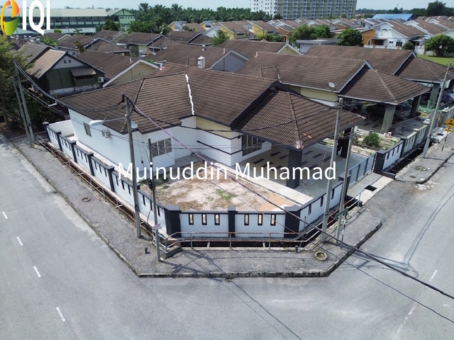 Corner lot Taman Lekir Bestari Lekir Perak image