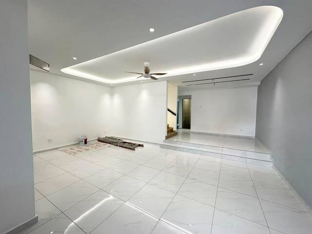 Taman Skudai Baru 2 Sty Terrace,Jalan Hang Tuah,Skudai,Renovated image