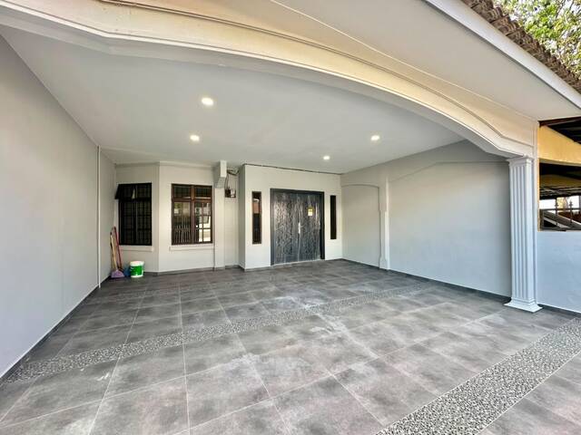 Taman Skudai Baru 2 Sty Terrace,Jalan Hang Tuah,Skudai,Renovated image
