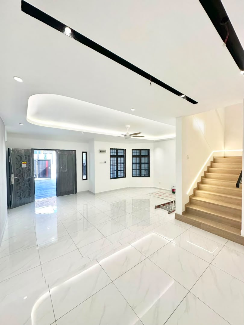 Taman Skudai Baru 2 Sty Terrace,Jalan Hang Tuah,Skudai,Renovated image