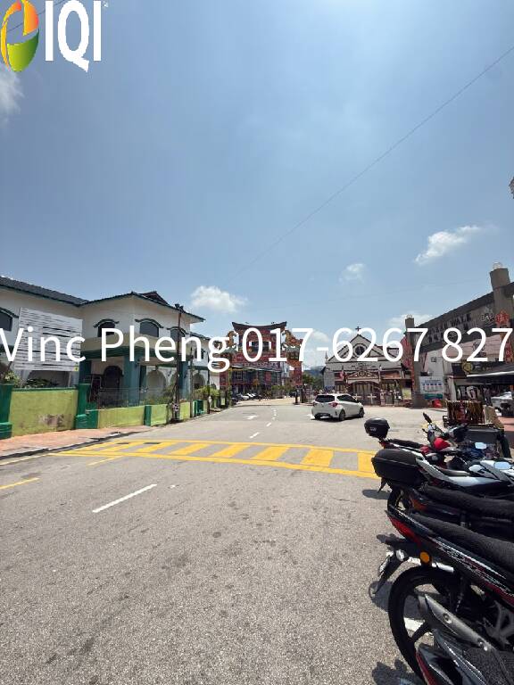 HIGH VISIBILITY Jonker Walk 1st & 2nd Floor Shop For Rent image