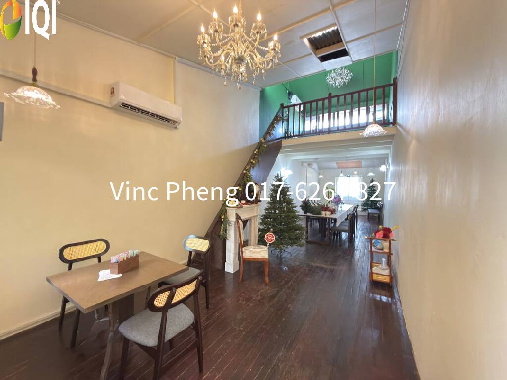HIGH VISIBILITY Jonker Walk 1st & 2nd Floor Shop For Rent image
