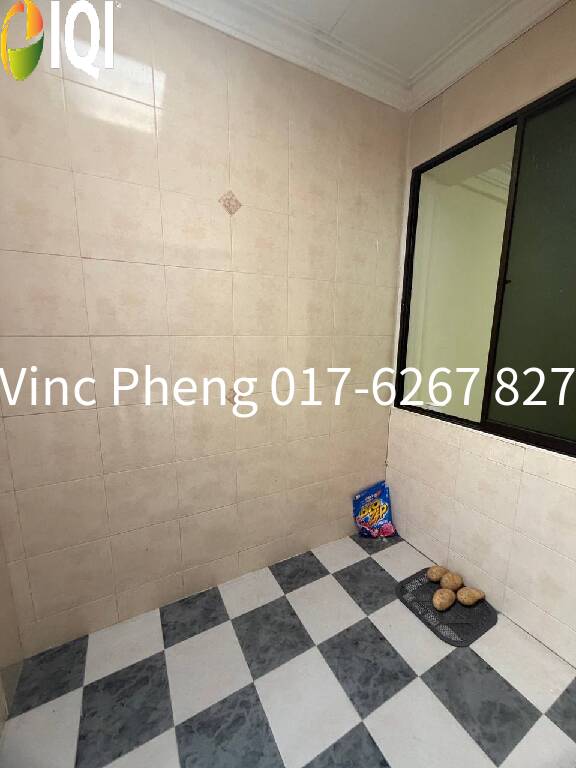 WELL MAINTAINED Double Storey Terrace @ Taman Merdeka Jaya image