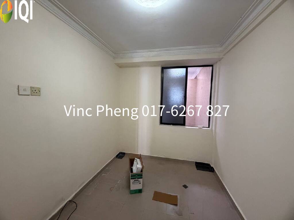 WELL MAINTAINED Double Storey Terrace @ Taman Merdeka Jaya image