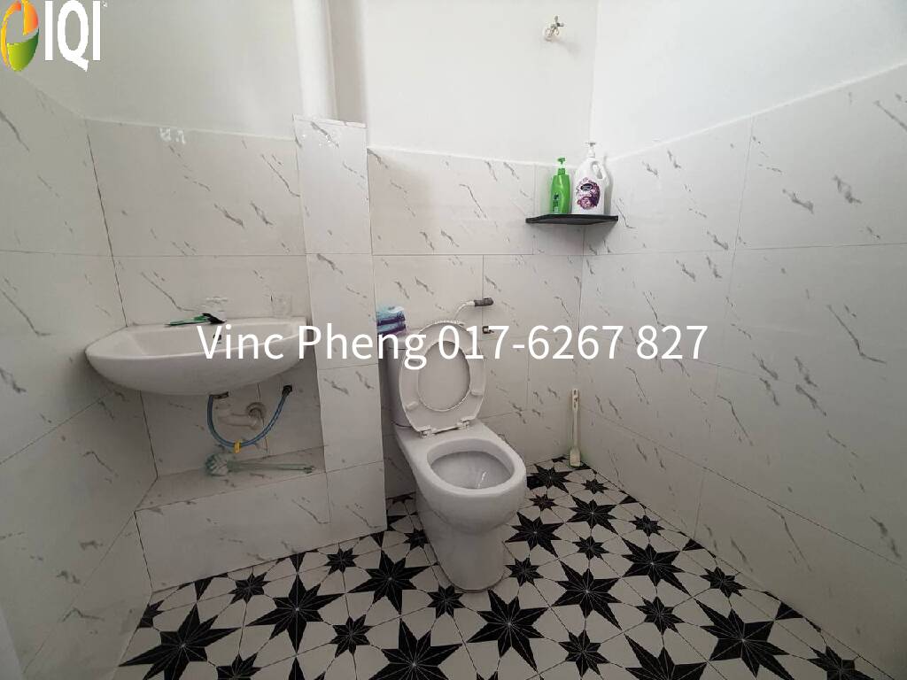 WELL MAINTAINED Double Storey Terrace @ Taman Merdeka Jaya image