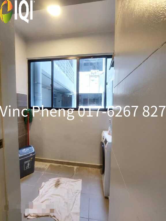 FULLY FURNISHED Admiral Residences CITY VIEW Unit @ Kota Melaka image