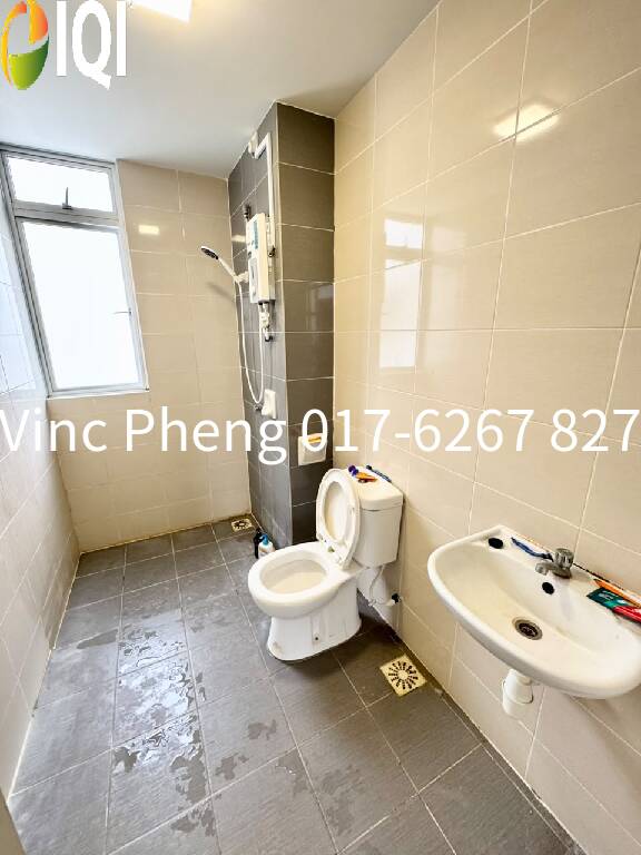 RM298K Only! HIGH FLOOR RIVER VIEW Apartment @ Residensi Rumpun Bahagia image