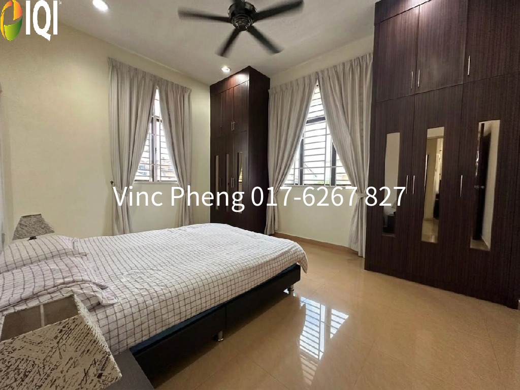 FREEHOLD LUXURY FULLY FURNISHED Corner Bungalow Near Tampin Square image