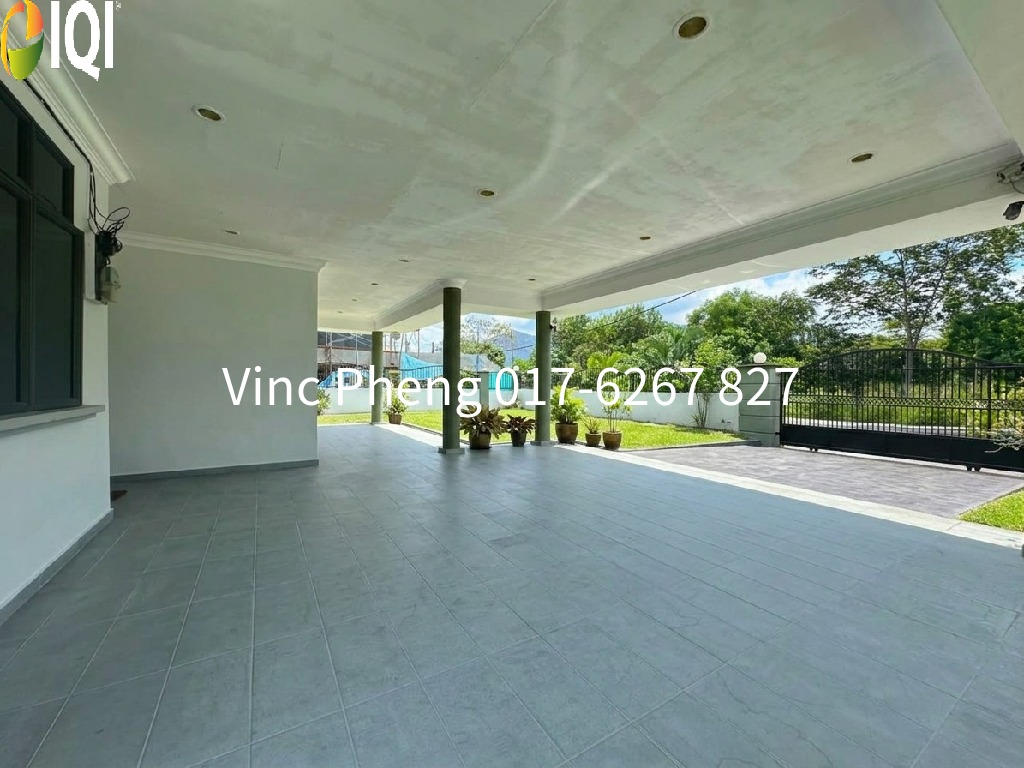 FREEHOLD LUXURY FULLY FURNISHED Corner Bungalow Near Tampin Square image