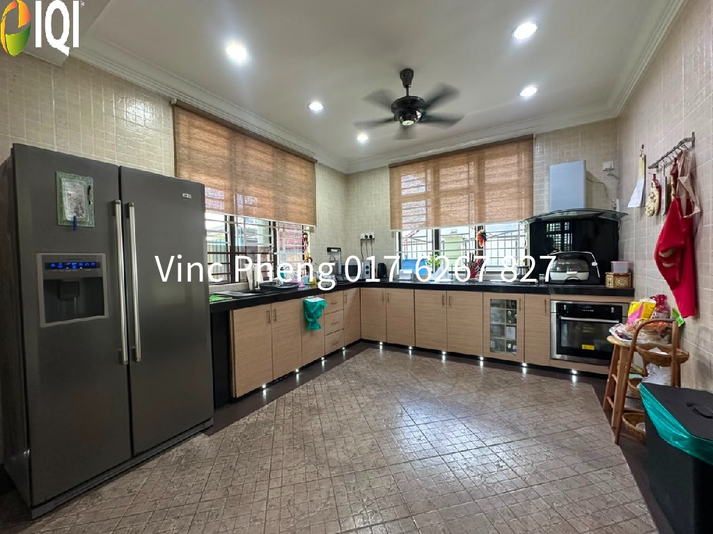 FREEHOLD LUXURY FULLY FURNISHED Corner Bungalow Near Tampin Square image