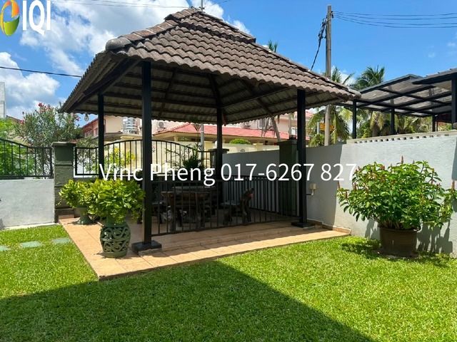 FREEHOLD LUXURY FULLY FURNISHED Corner Bungalow Near Tampin Square image
