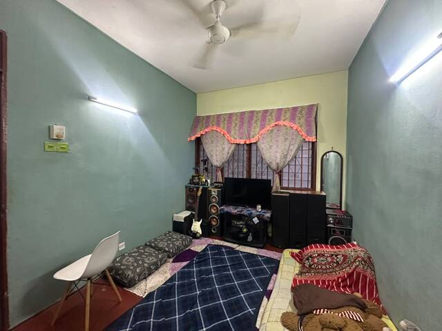 Megah Ria Medium Cost Flat,Jalan Cenderai,Masai,Level 1,Full Loan image