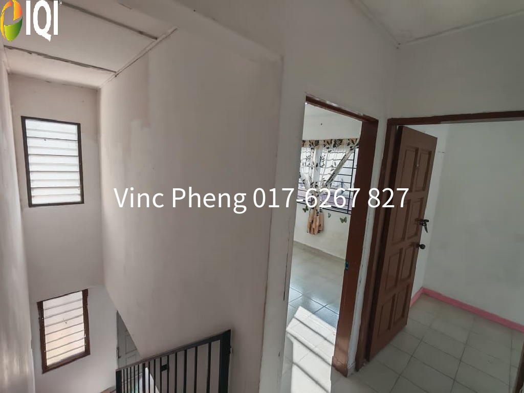 END LOT 2 Storey Terrace EXTRA SIDE LAND @ Malim Jaya image