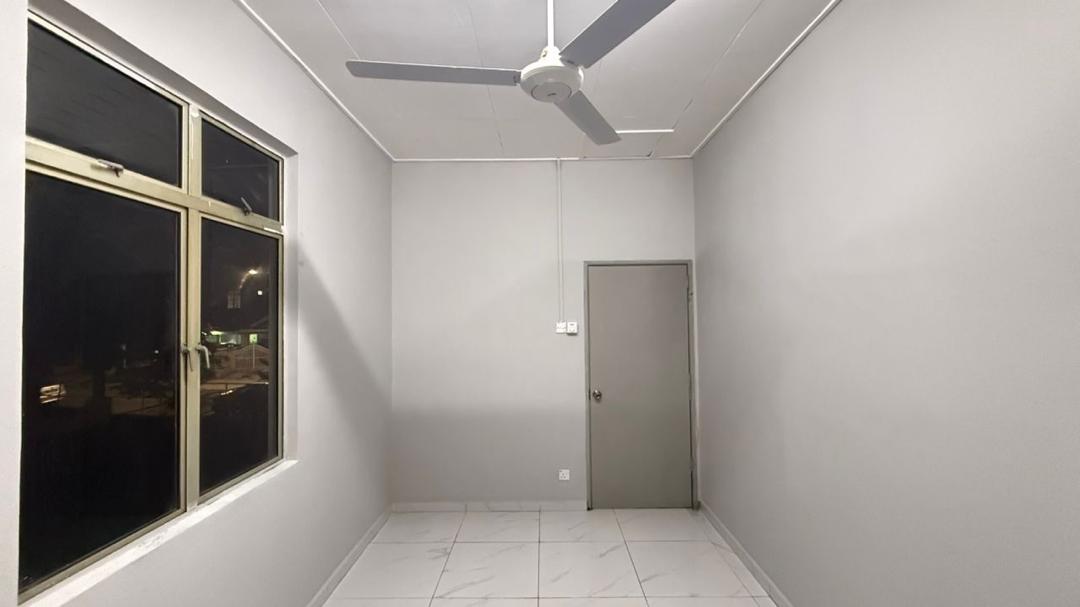 Taman Bukit Dahlia 2 Sty Endlot,Jalan Sekuntum,Pasir Gudang,Renovated image