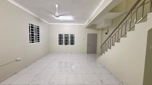 Taman Bukit Dahlia 2 Sty Endlot,Jalan Sekuntum,Pasir Gudang,Renovated image