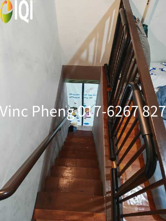 RENOVATED Single Storey Terrace FACING FIELD @ Angkasa Nuri  image