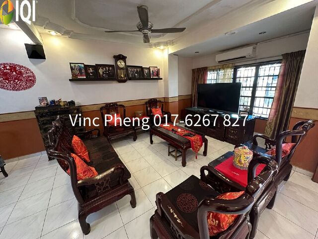 FULLY EXTENDED SPACIOUS 4R3B Double Storey Terrace @ Semabok Jaya image