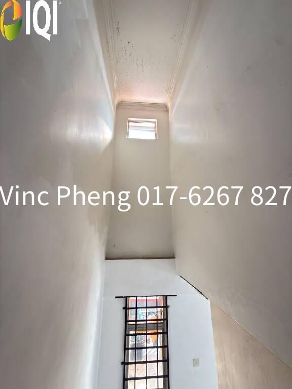 SPACIOUS CORNER LOT Terrace with HUGE LAND @ Taman Merdeka image
