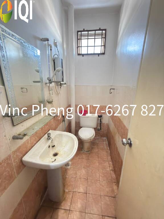 SPACIOUS CORNER LOT Terrace with HUGE LAND @ Taman Merdeka image