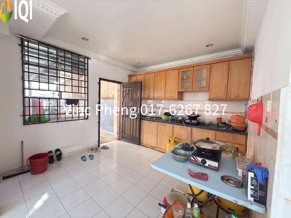 SPACIOUS CORNER LOT Terrace with HUGE LAND @ Taman Merdeka image