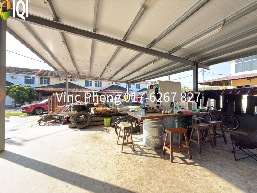 SPACIOUS CORNER LOT Terrace with HUGE LAND @ Taman Merdeka image