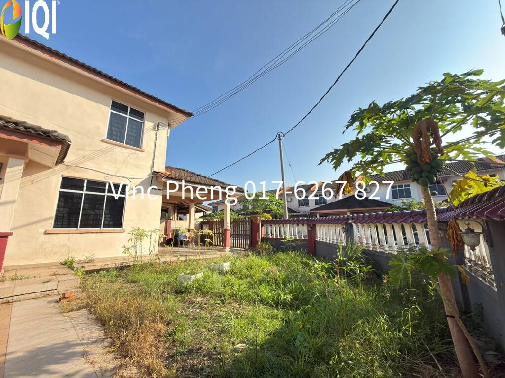 SPACIOUS CORNER LOT Terrace with HUGE LAND @ Taman Merdeka image