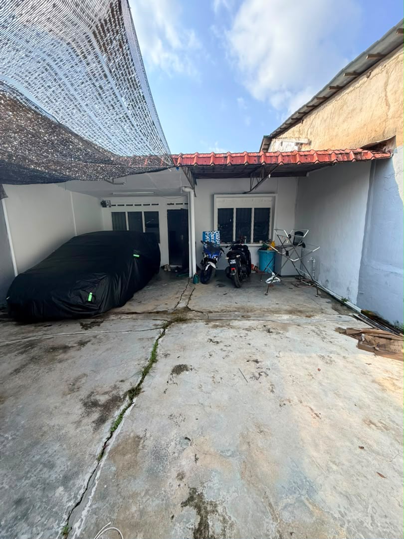 Taman Sri Skudai Single Storey Terrace,Jalan Emas,Skudai,Renovated image