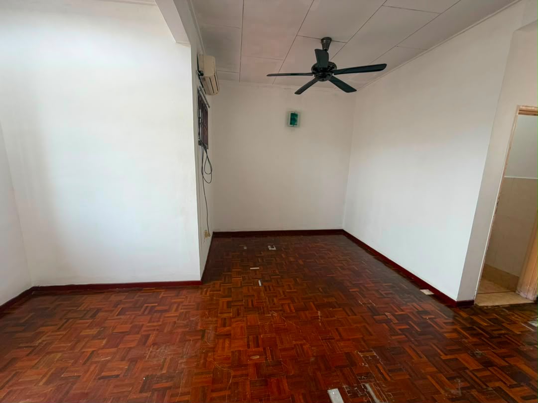 Taman Bukit Tiram 2 Sty Terrace Corner Lot,Jalan Soga,Ulu Tiram,Renovated image
