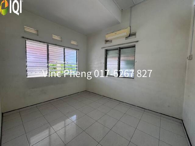 RARE FREEHOLD Semi D @ Kampung Lapan Kesidang Near Melaka City  image