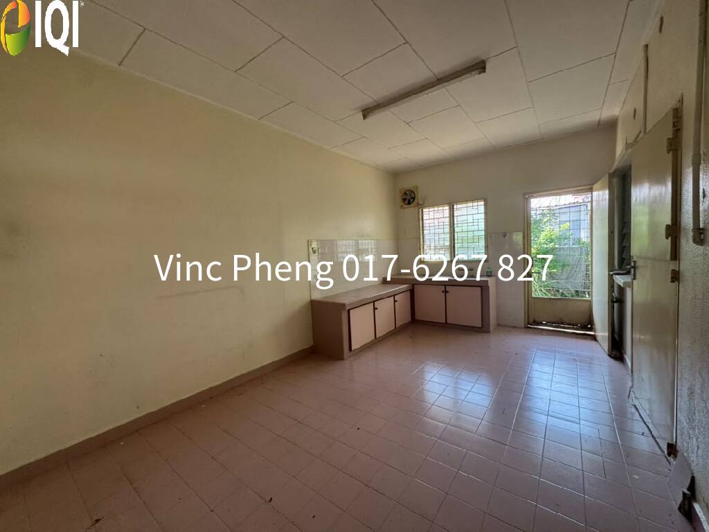 RARE FREEHOLD Semi D @ Kampung Lapan Kesidang Near Melaka City  image