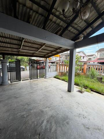 Taman Cahaya Masai 2 Sty Medium Cost Corner Lot,Full Loan,Unblock image