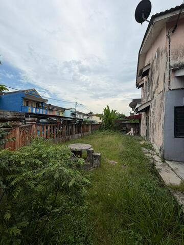 Taman Cahaya Masai 2 Sty Medium Cost Corner Lot,Full Loan,Unblock image