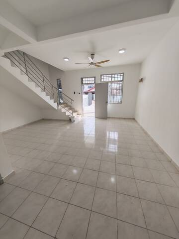 Taman Nusantara 2 Sty Medium Cost,Jalan Nusaria,Gelang Patah,Renovated