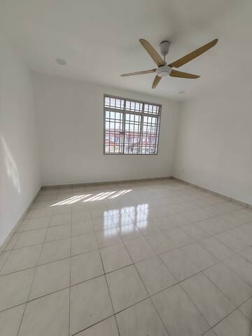 Taman Nusantara 2 Sty Medium Cost,Jalan Nusaria,Gelang Patah,Renovated image