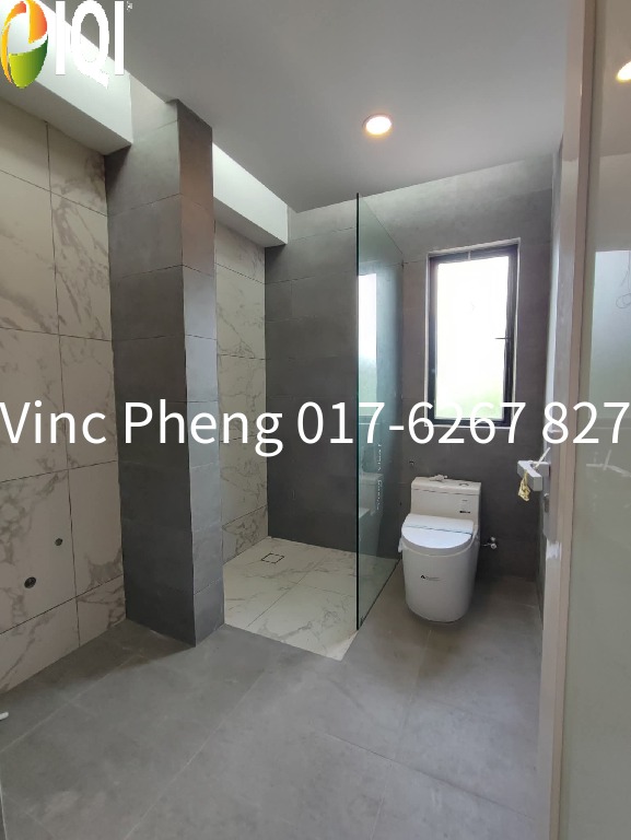 MODERN RENOVATED 2.5 Storey Terrace near TARCOR PARK @ Limbongan Indah image