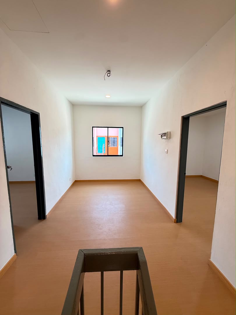 Taman Air Biru Double Storey Semi D,Pasir Gudang,Renovated,Extend image