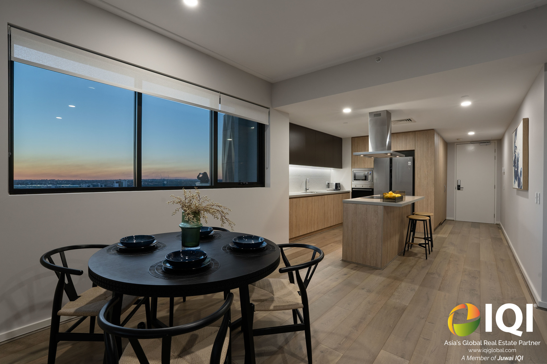 A Front Row Seat To Burswood's Golden Hour image