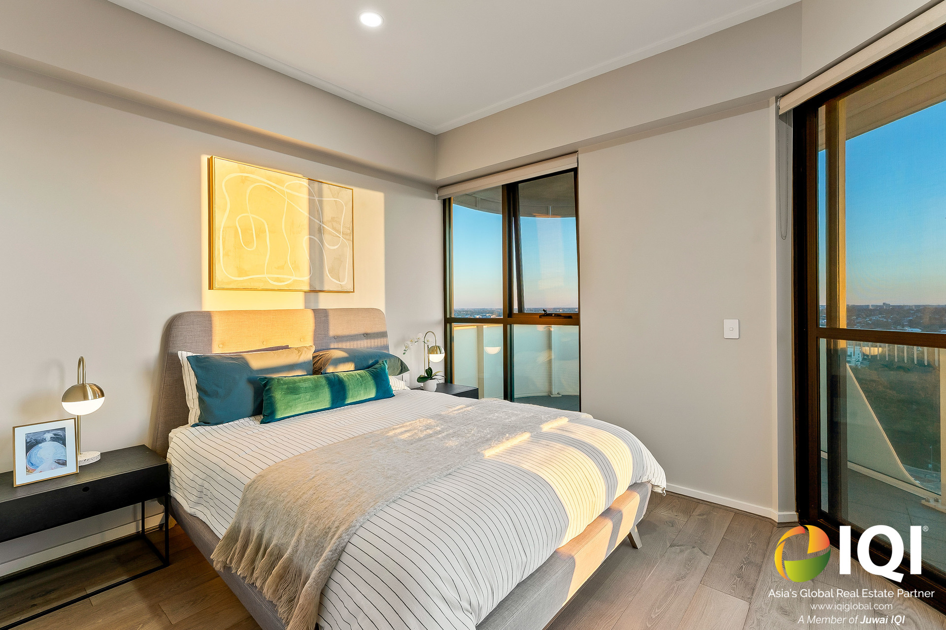 A Front Row Seat To Burswood's Golden Hour image