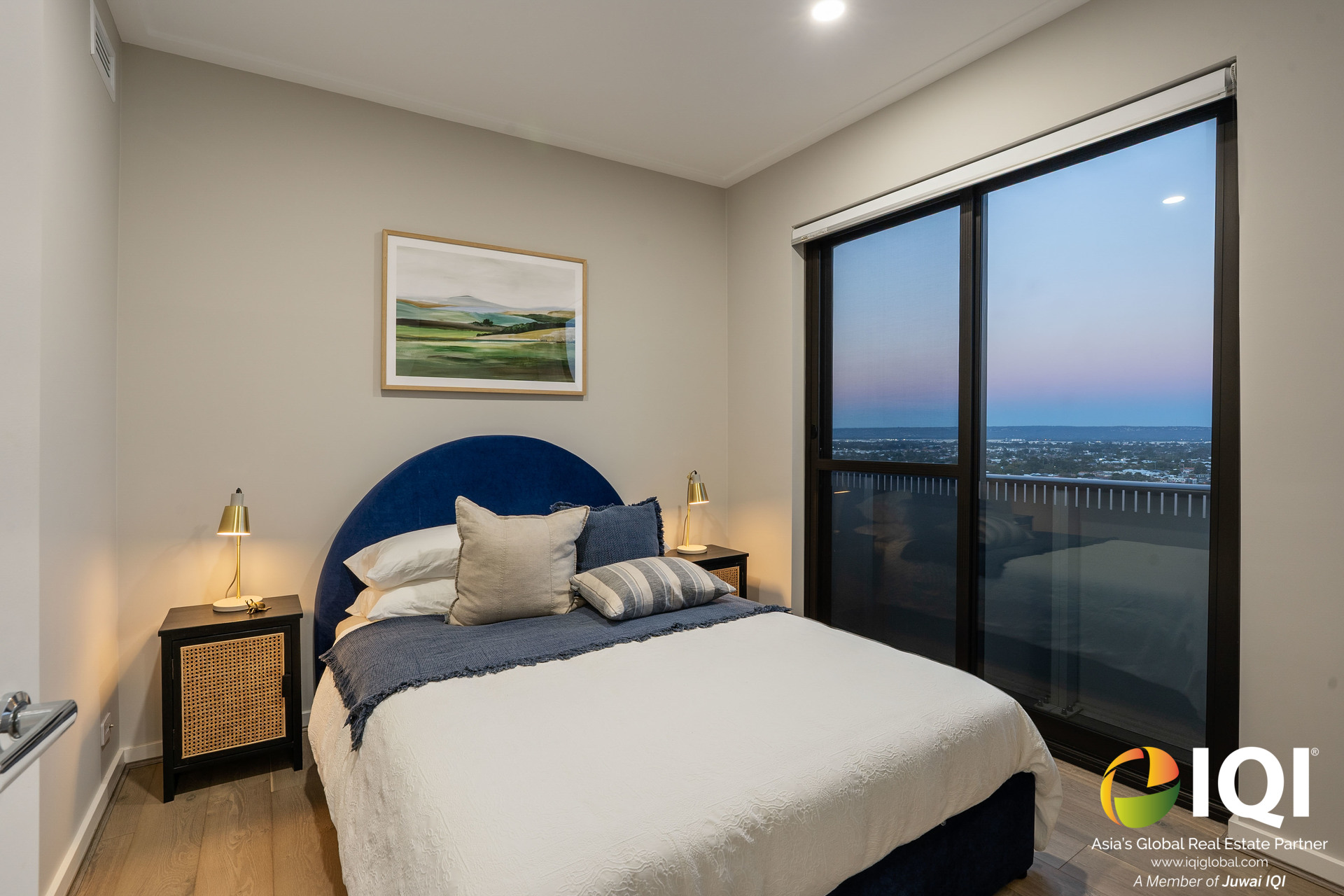 A Front Row Seat To Burswood's Golden Hour image