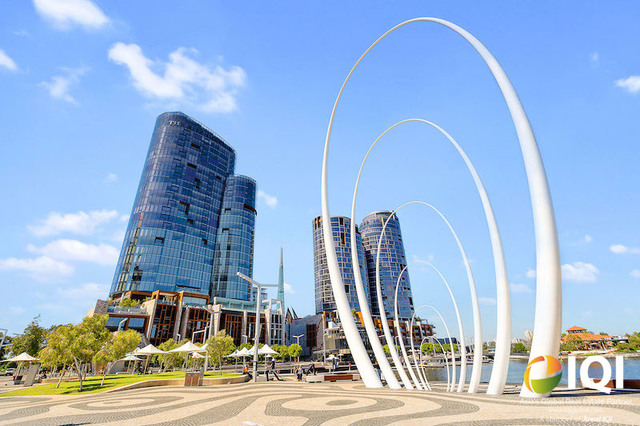 Premium Riverside Apartment Living Right At Elizabeth Quay! image