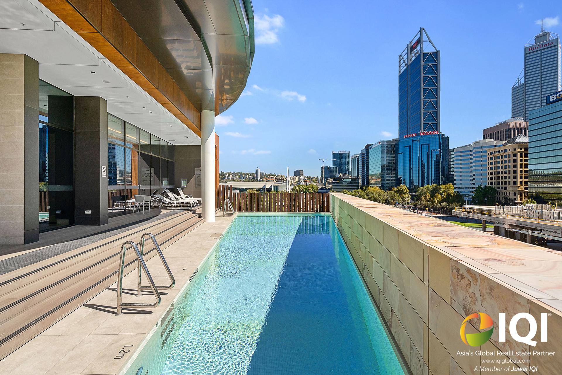 Premium Riverside Apartment Living Right At Elizabeth Quay! image