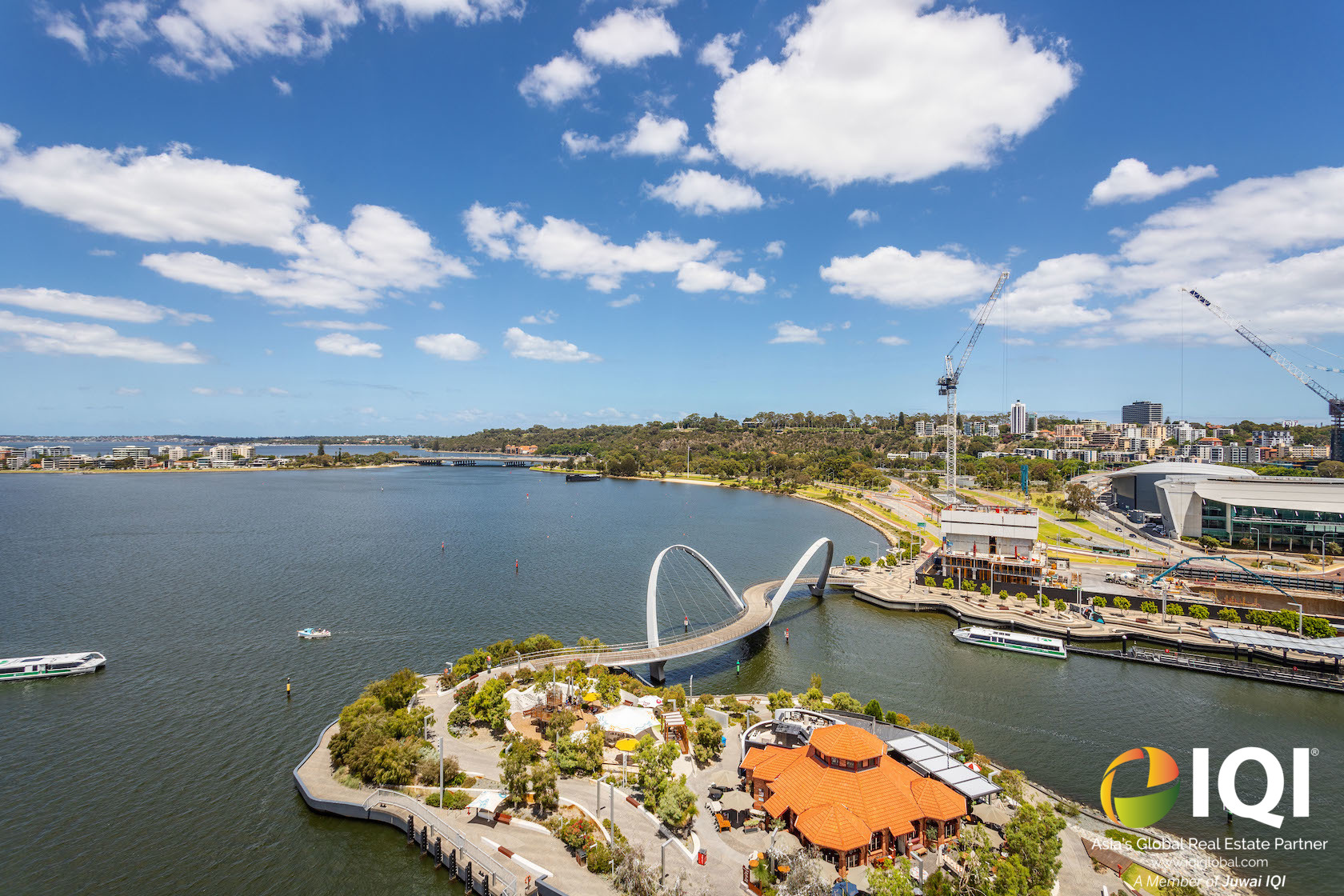 Premium Riverside Apartment Living Right At Elizabeth Quay! image