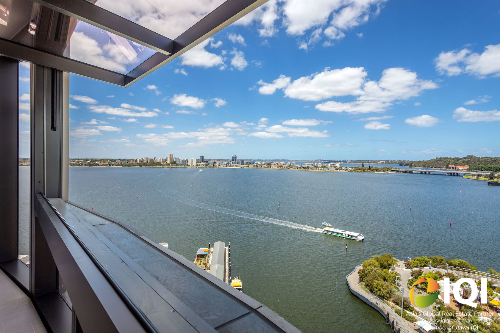 Premium Riverside Apartment Living Right At Elizabeth Quay! image