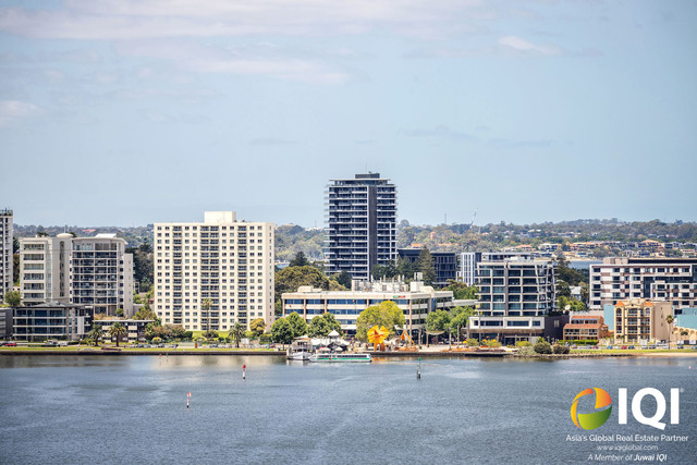 Premium Riverside Apartment Living Right At Elizabeth Quay! photo
