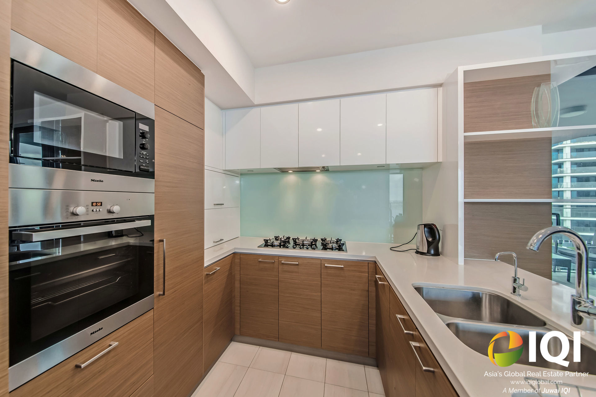 Luxury Apartment for Sale at Iconic Adagio Building! image