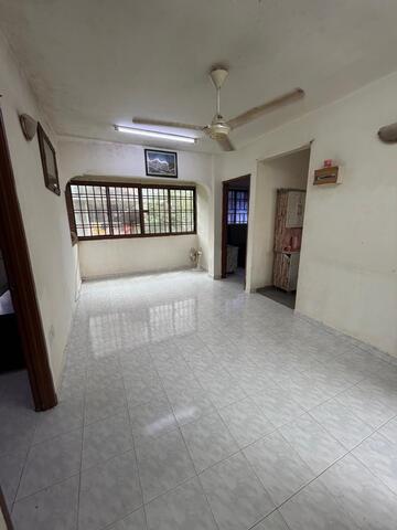 Balau Low Cost Flat,Taman Rinting,Masai,Low Floor,Renovated,Full Loan photo