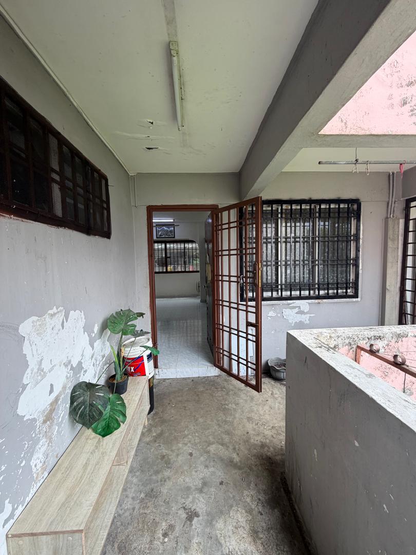 Balau Low Cost Flat,Taman Rinting,Masai,Low Floor,Renovated,Full Loan image