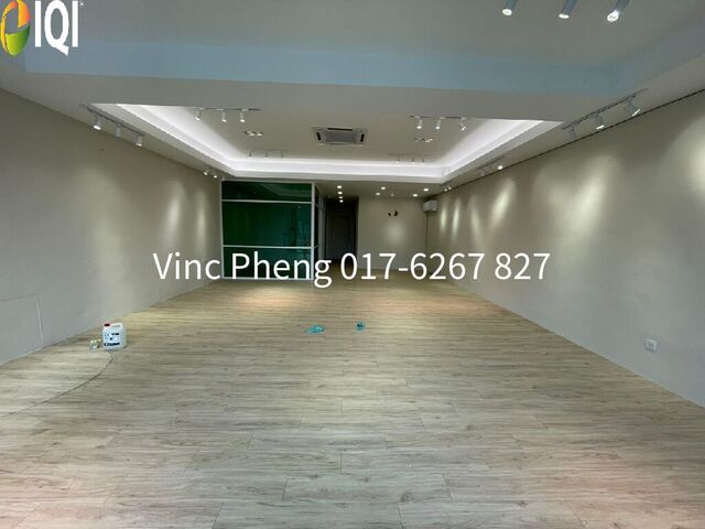 MOVE-IN READY 1st Floor Shoplot @ Kota Laksamana Jaya  photo